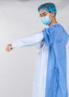 Verstärkte chirurgische gesponnene sterile Sperren-Wegwerfleistung Doktor-Gown SMS nicht